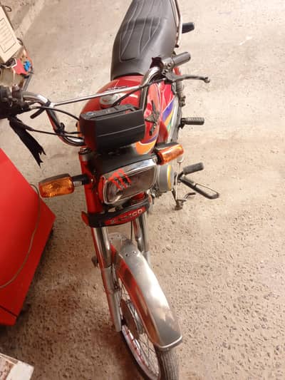 good condition 10/10 engine good no work. .