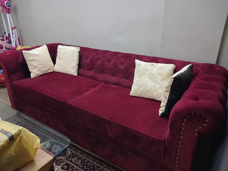 sofa set with table 4