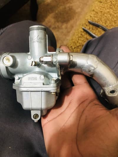 Honda 125 carburator