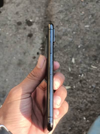 iPhone XS 256GB Non pta JV battery health 75%