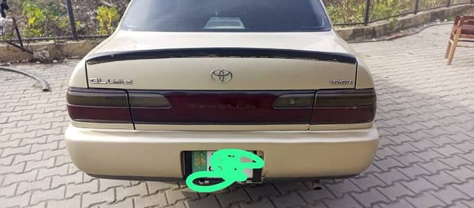 Toyota Corolla XE 2000