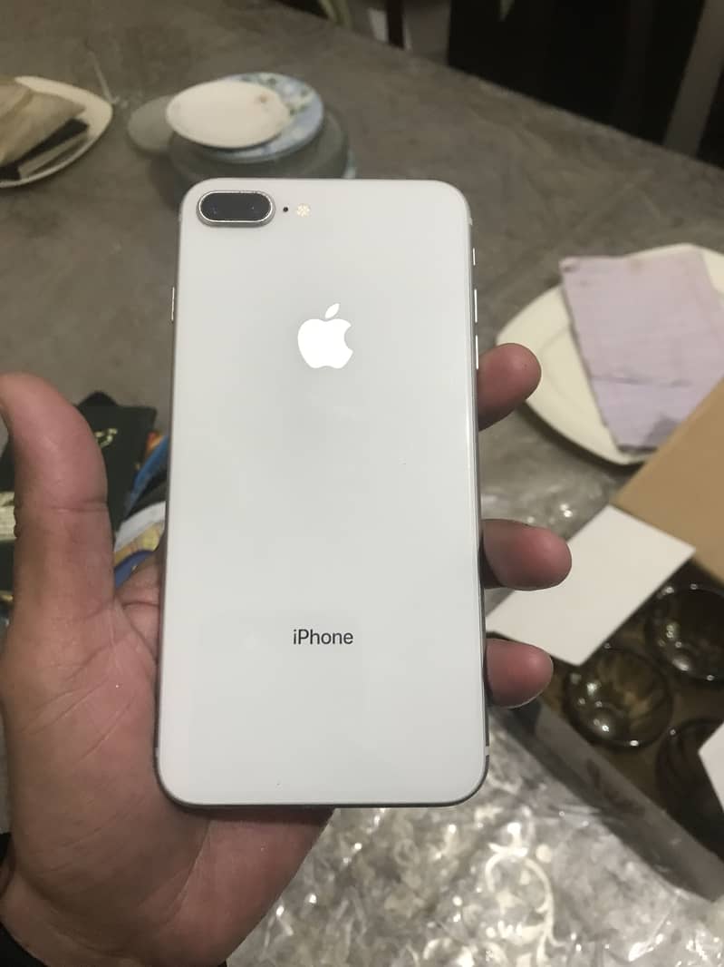 iPhone 8plus 2
