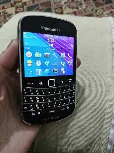 blackberry bold4 with 10 by 10 condition PTA approved