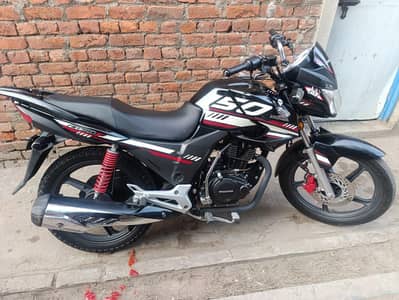 Honda CB 150f blac colour4000 kms used in good condition