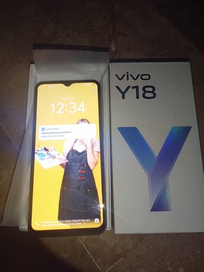 Vivo y18 complete saman ke saath (0317/3939/765)