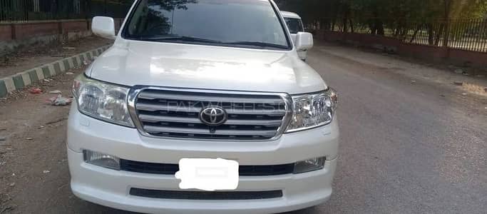 Land Cruiser body parts available in original paint