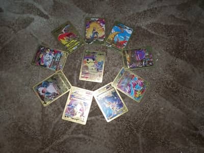 10+golden pokemon cards