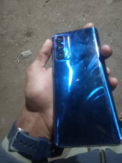 Exchange moto edge 5g uw 2021