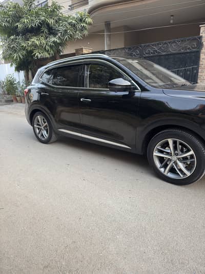 MG HS trophy 1.5 turbo