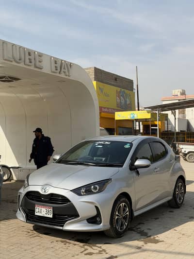 Yaris 2021 25