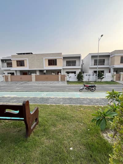 15 MARLA BRAND NEW 5 BEDROOM HOUSE IS AVAILABLE FOR RENT