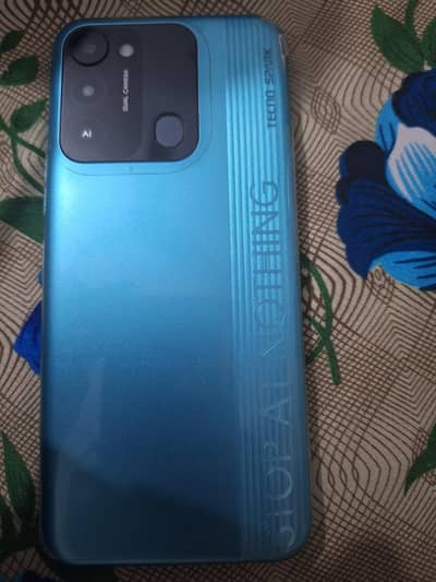 Tecno Spaek 8C 4/128