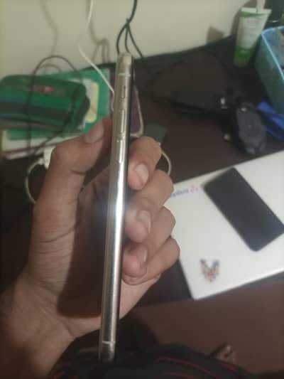 Iphone X (Pta approved)