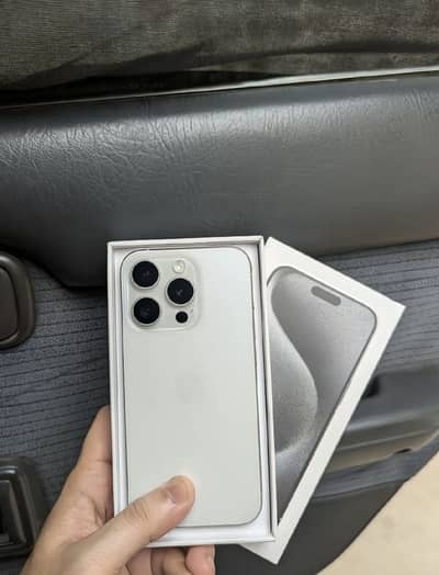 15 pro max JV with box 10/10 condition 88 battery  Natural titanium