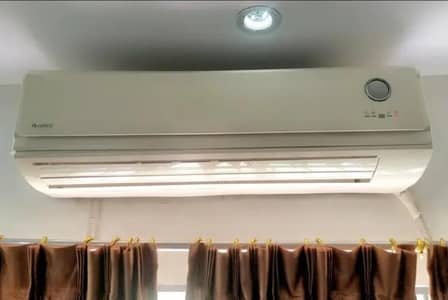 Gree 1.5 ton Split AC (1st hand use) No Open/Repair Guarantee