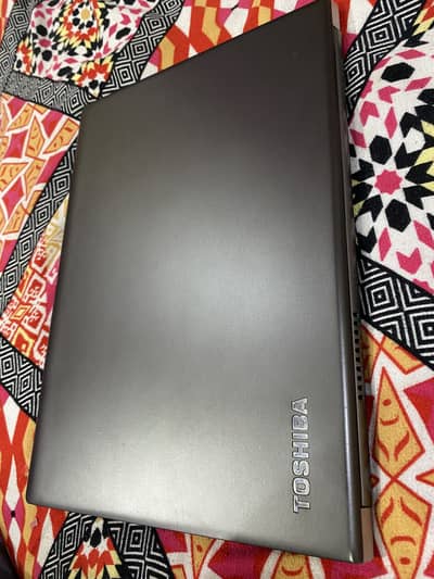 Core i7 6th gen 8/128