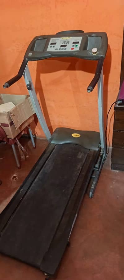 SportsArt Treadmill - Bohat Kam Use Hui (1 Year Old) - Urgent Sale!