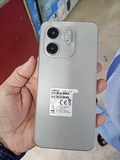 infinx smart 9 4+4/128gb with box 5 month warranty good condition