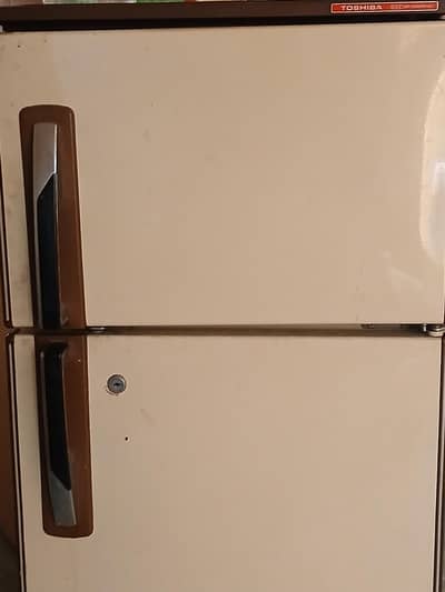 Toshiba Double Door Refrigerator – Not Working