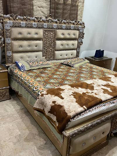 double bed set  chinyoti wood