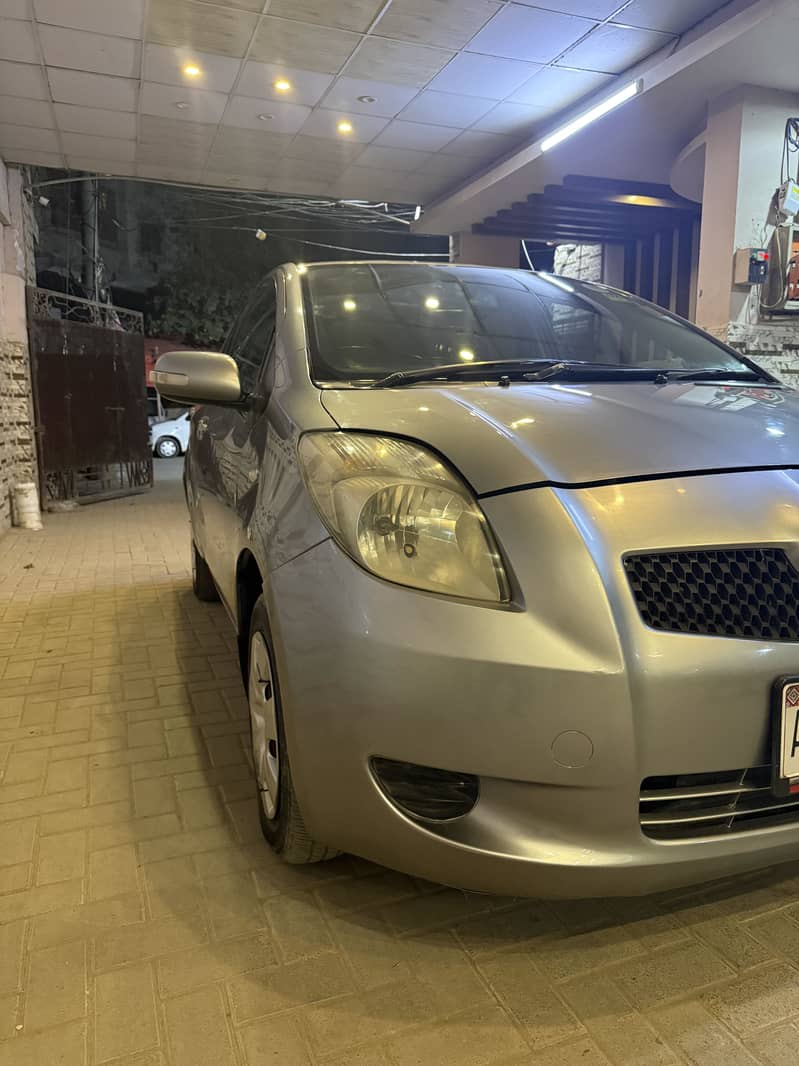 Toyota VITZ 2007/2012 1