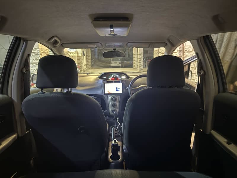 Toyota VITZ 2007/2012 13