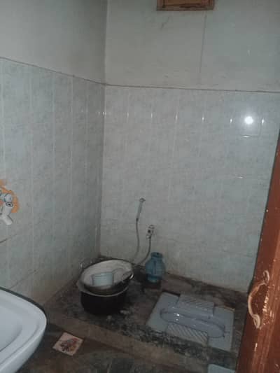 Upper porshion for rent