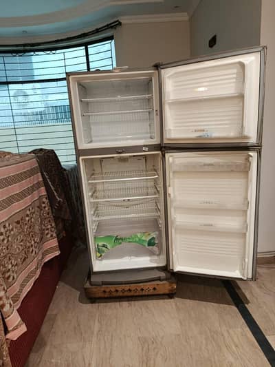 Dawlance Refrigerator
