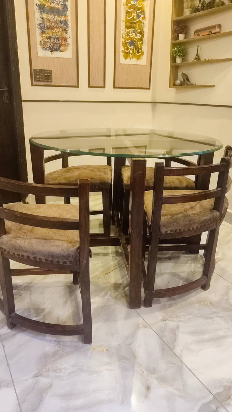 Space saving Dining table 0