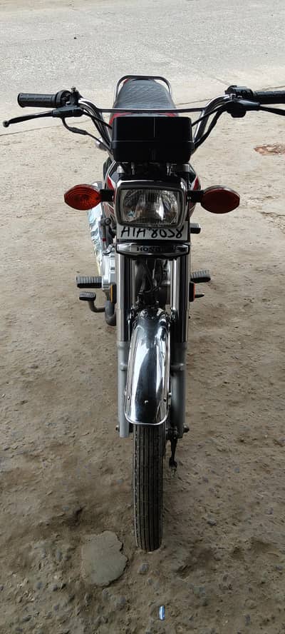 CG 125 total original first owner. 2023/2024