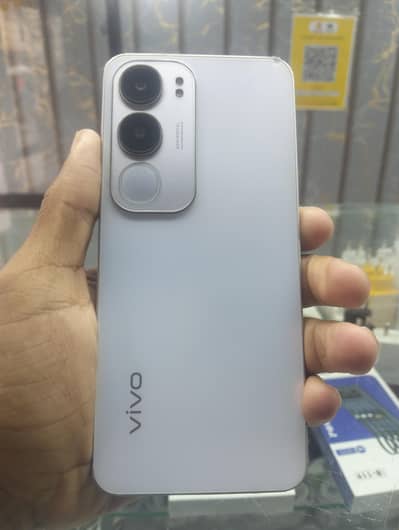 Vivo Y19s condition 10/10 6/128