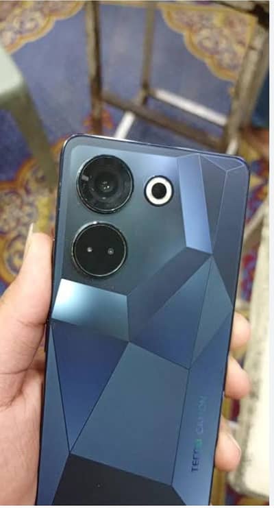 camon 20 full box no open no repair gurantee no shade all ok camra god