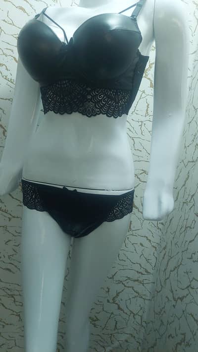 Female mannequin with Strong Support