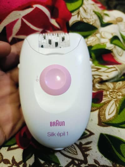 BRAUN. Silk. épli 1 ( made in Germany).  9900