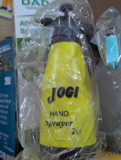 sprayer bottle for gardens use