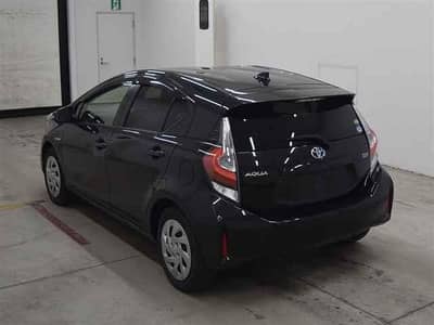 Toyota Aqua G Leather  L. E. D with Action sheet