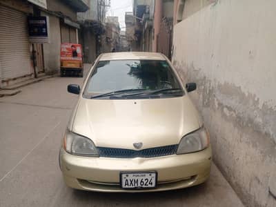Toyota Platz 2000
