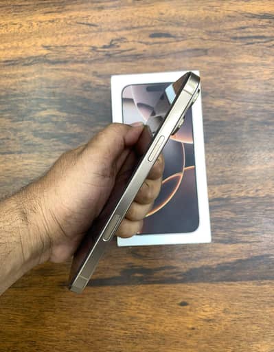 Apple Iphone 16 pro Max 256 GB PTA approved