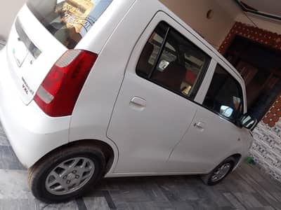 I am selling Suzuki wagnor 2019