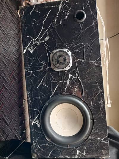 Kenwood amplifier or subwoofer