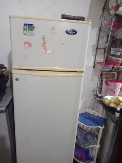 dawlance medium like new condition no repair