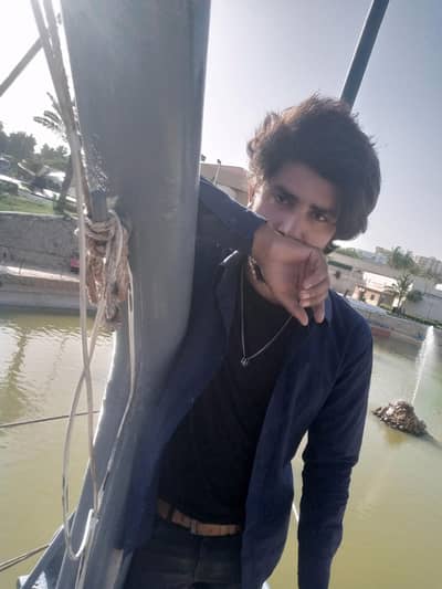 pic and drop service job need hai