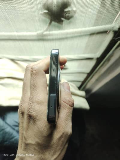 Oppo Reno 12FUse mai hai warranty khtm hoi hai laast year