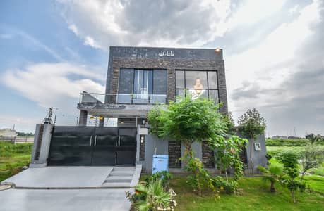 10 MARLA HOUSE WITH ORIGNAL PICTURES FOR SALE