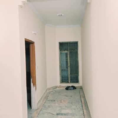 10 Marla Upper Portion For Rent In Mustafa Town