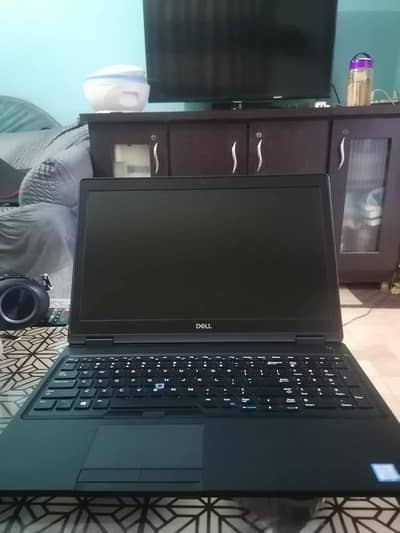 Dell latitude 5590
