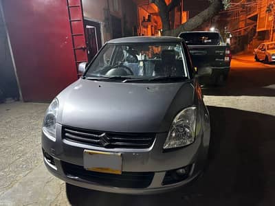 Suzuki Swift 1.3 DLX NAVIGATION