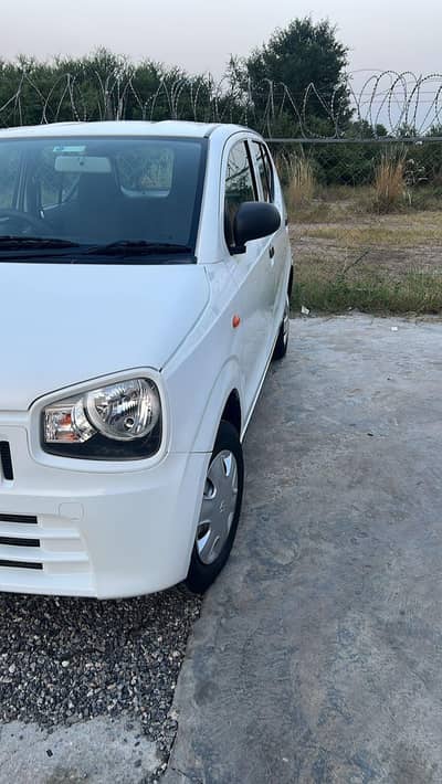 alto model 2022 first owner second me jenoiun bumper touching