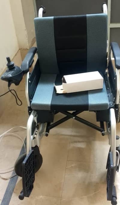 LC-7010 Electric Wheelchair – Lightweight, Foldable & Powerful Box New
