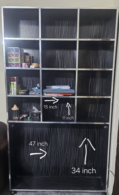 Cabinet wardrobe its good condition urgent for sale